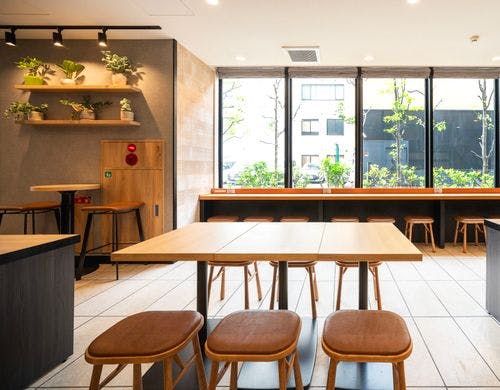 机と椅子もたくさんございます