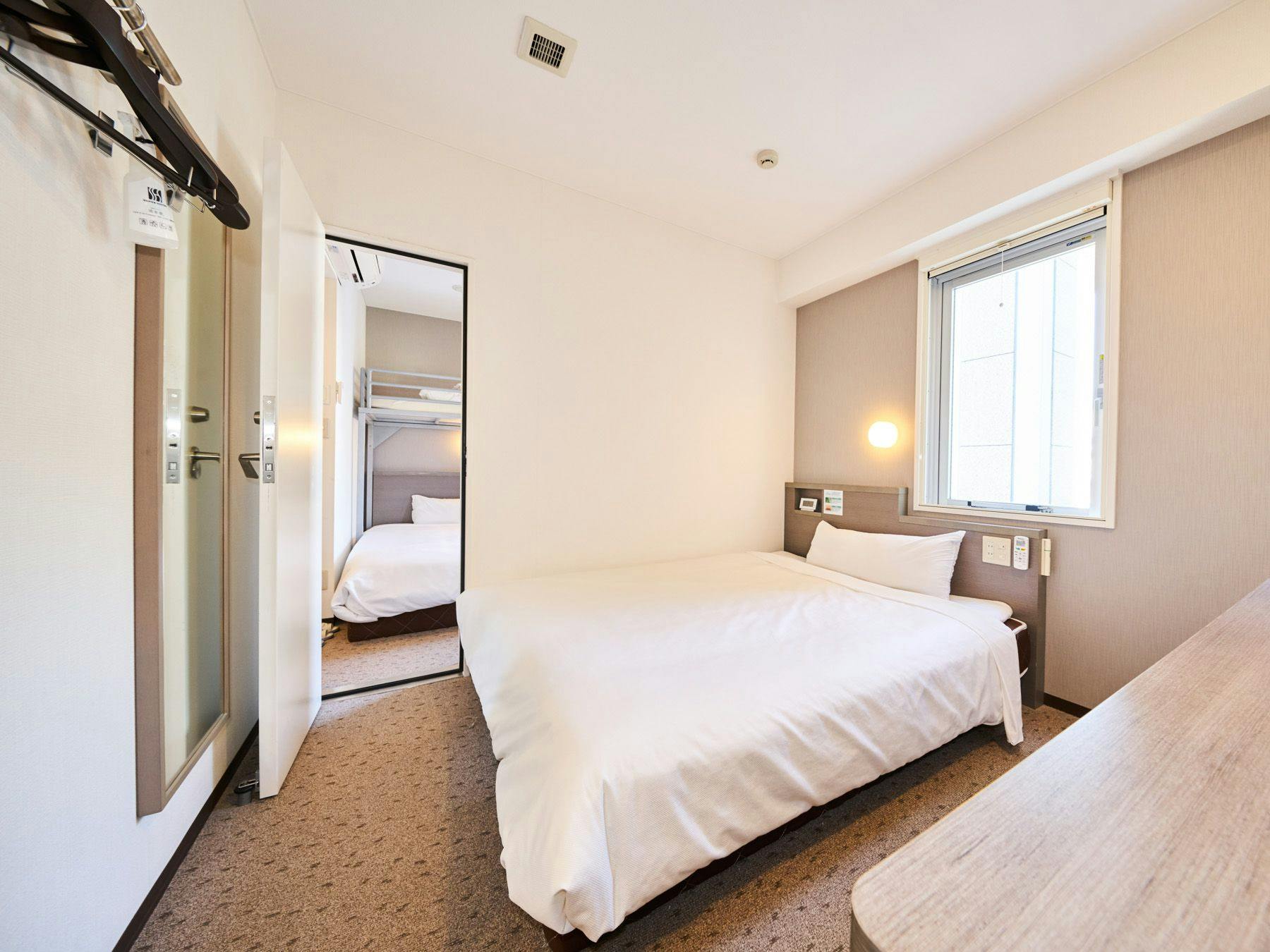 スーパーホテル東京・日本橋三越前のお部屋情報 - 宿泊予約【Yahoo