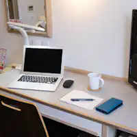 อาคารฝั่งตะวันตก ห้องเดี่ยว พร้อมห้องน้ำในตัว