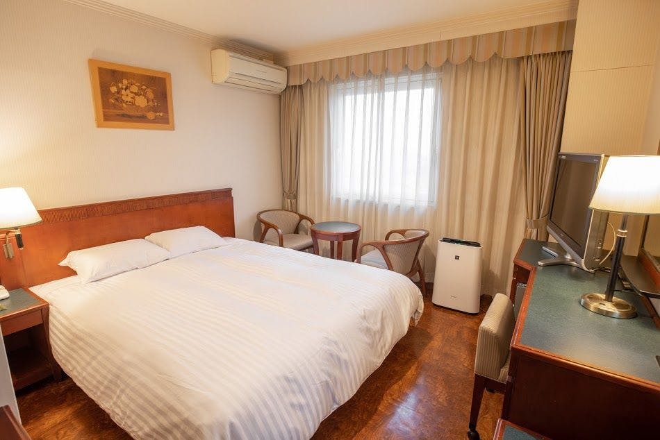 ラージクイーンルーム ベッド幅160cm 禁煙 10代 代限定プラン カップル お友達とで最安値 学生旅行にも最適 30日前までキャンセル無料プラン ホテルキャッスルイン鈴鹿中央 旧名 ホテルキャッスルイン玉垣 Yahoo トラベル