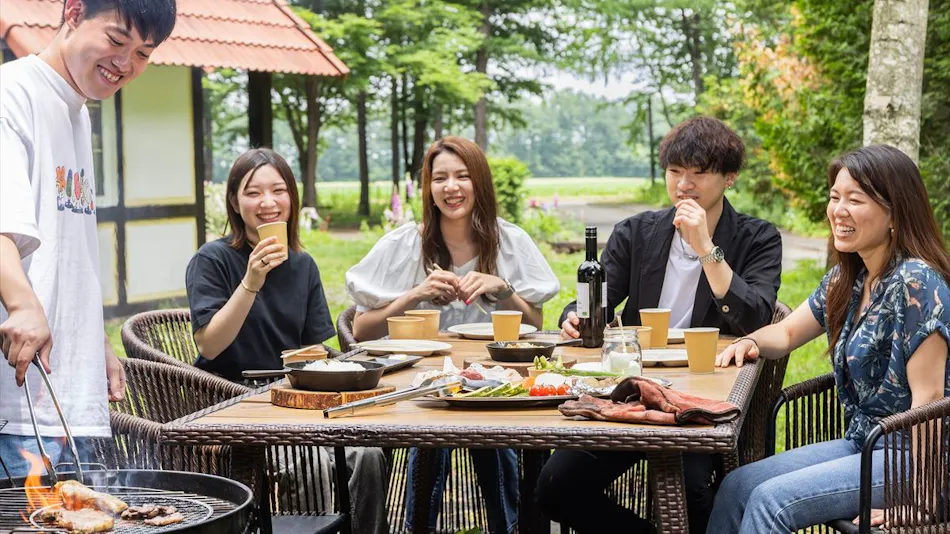 Tokachi Nakasatsunai Glamping Resort Ferien Dorf