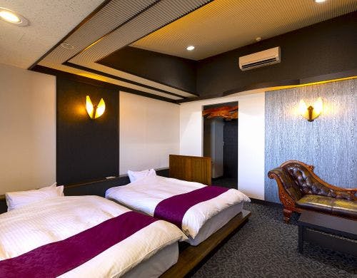 【本館２階】半露天風呂付洋室「市房」