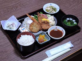 ビジネスホテル喜楽荘