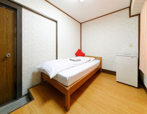 レディースシングル