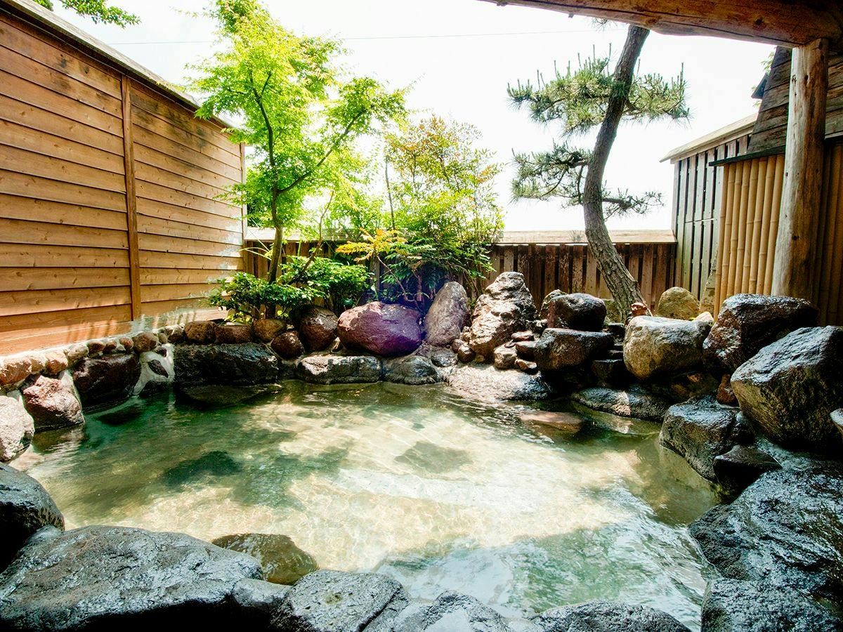 Kamioka Onsen Hozanso