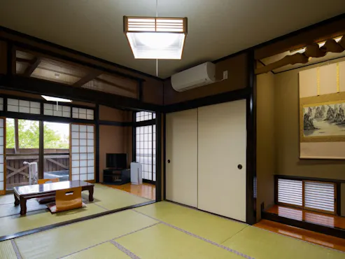 ห้องพักพร้อมอ่างอาบน้ำกลางแจ้ง (8-16 เสื่อทาทามิ) - ตัวอย่าง