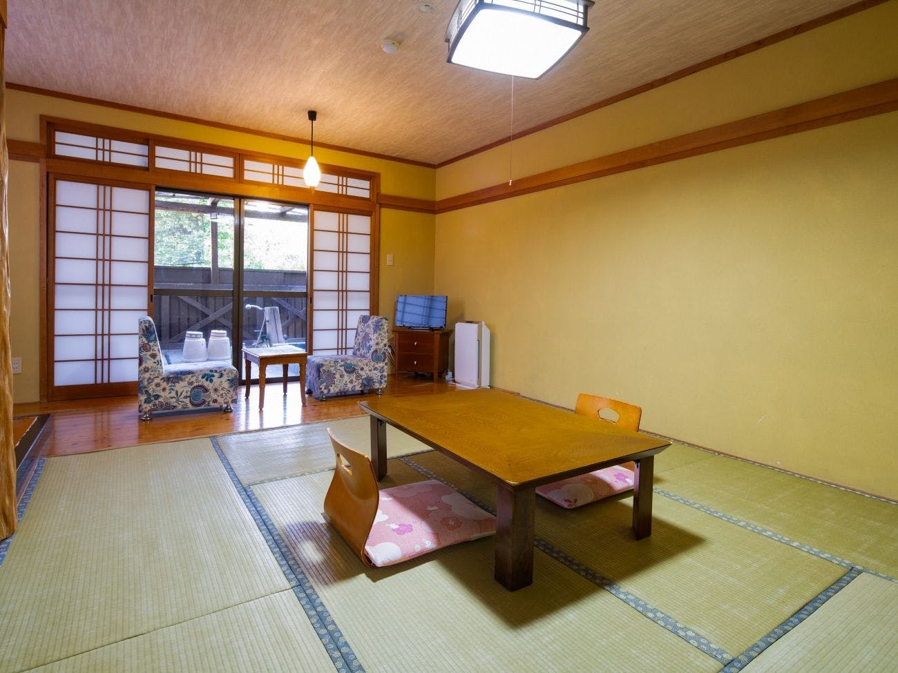 Kamioka Onsen Hozanso