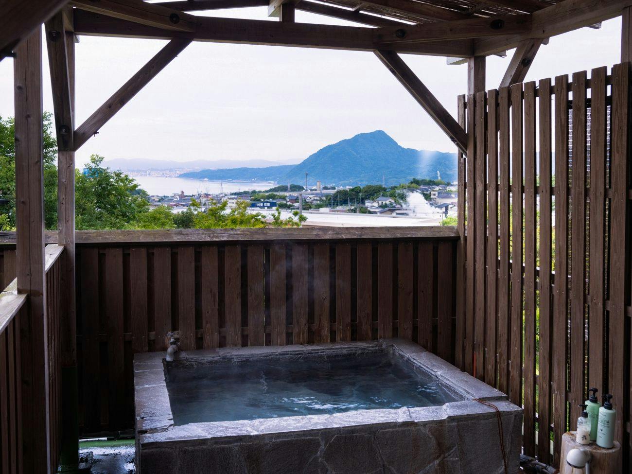 Kamioka Onsen Hozanso