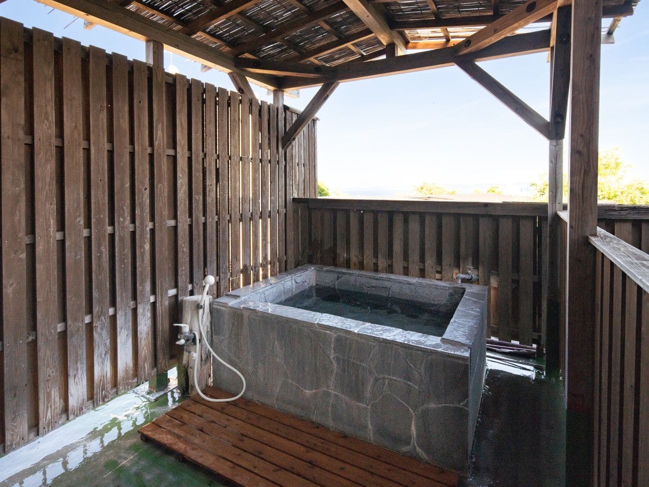 Kamioka Onsen Hozanso
