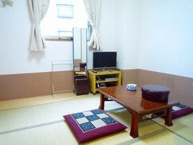 キヨナミホテル