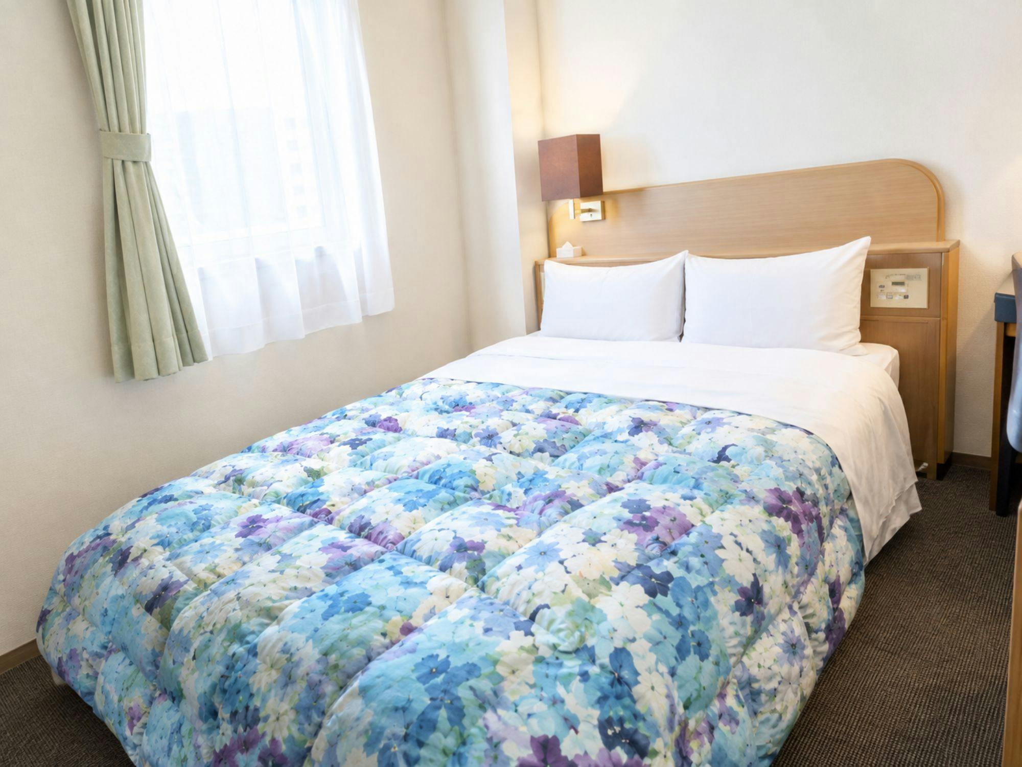 Business Hotel Toyo