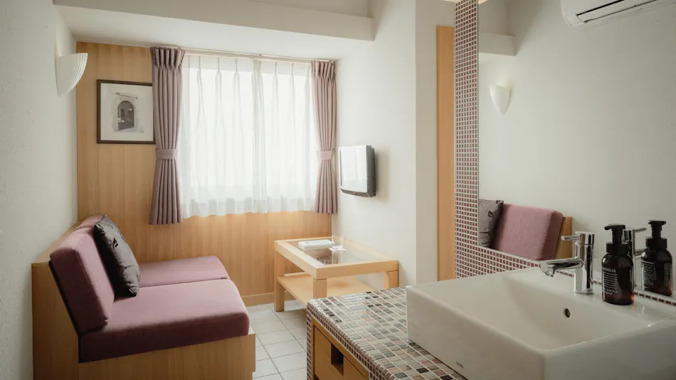 Nesthotel alt. Kawasaki Station