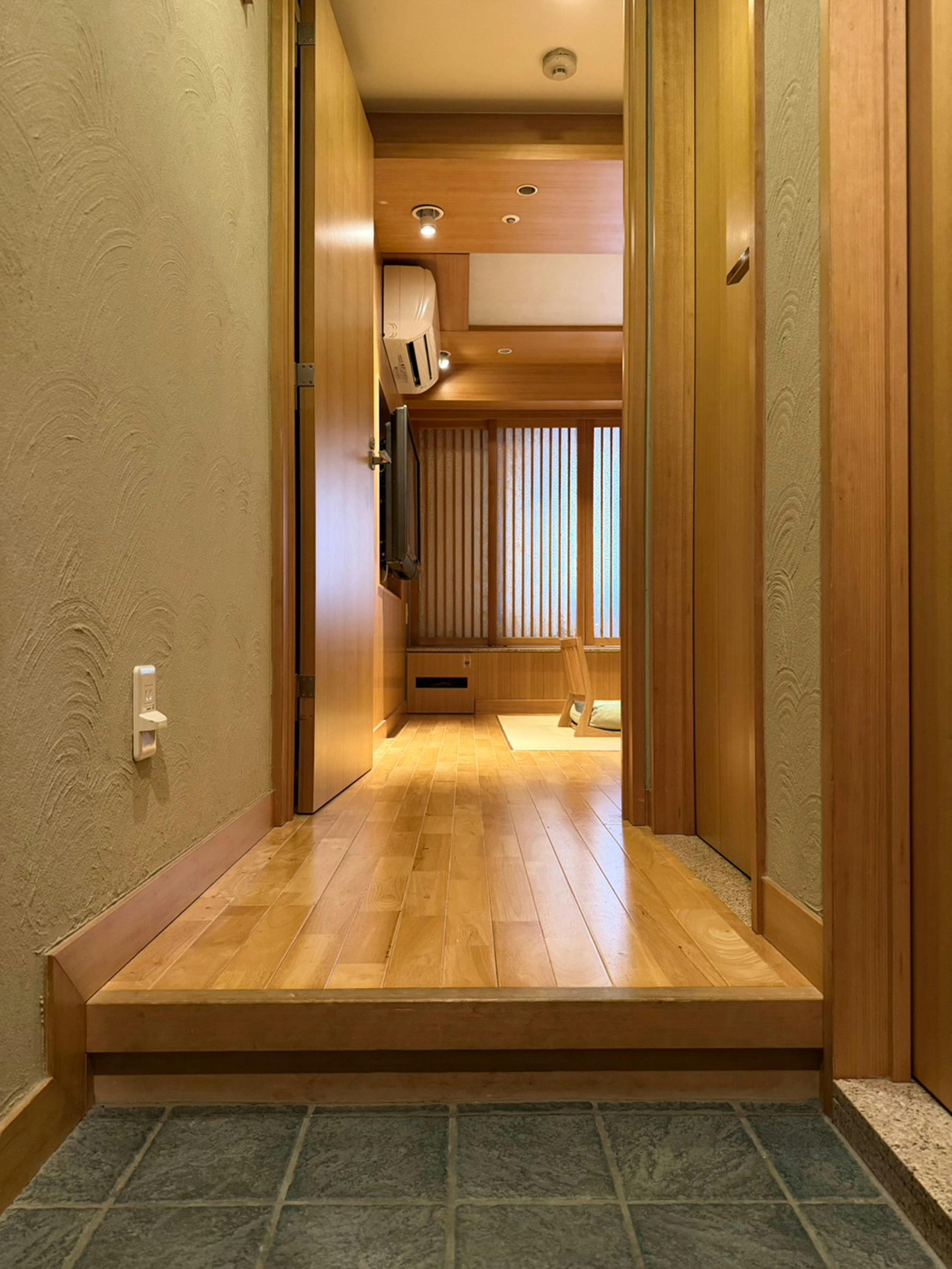 Nesthotel alt. Kawasaki Station