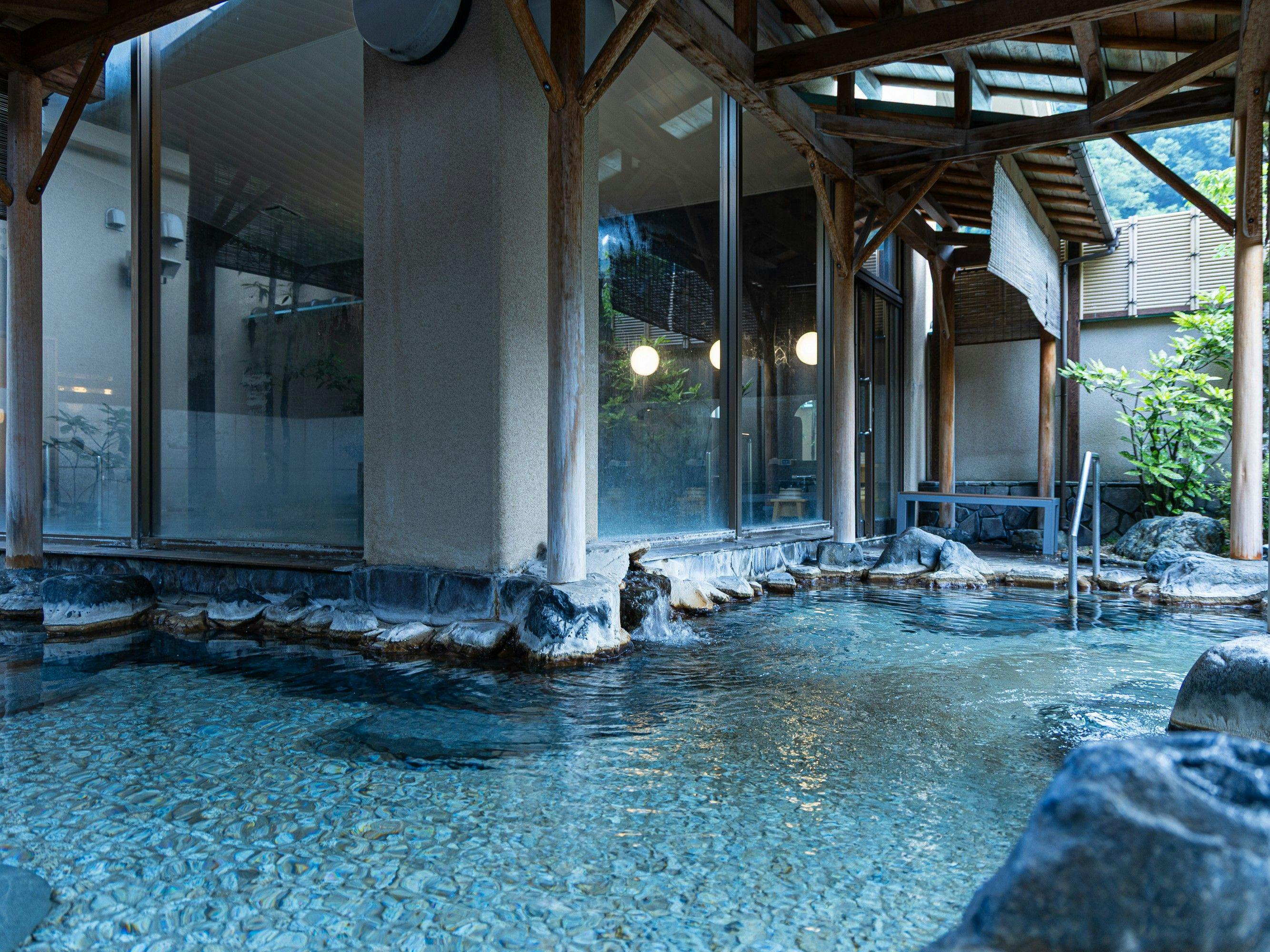 Keisenkaku