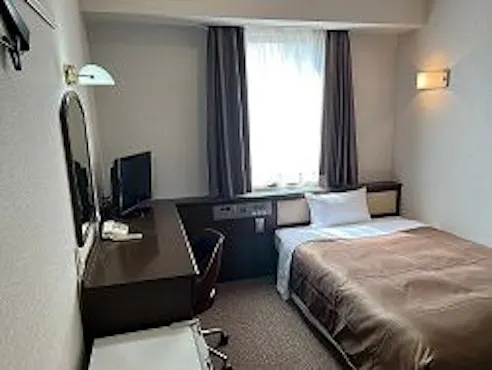 ห้องพักเดี่ยว (เตียงเซมิ-ดับเบิล)