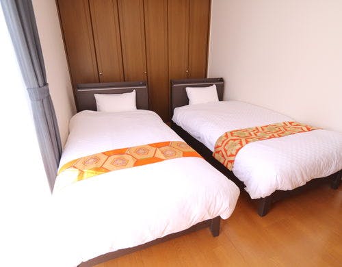 シングルベッド2つのお部屋