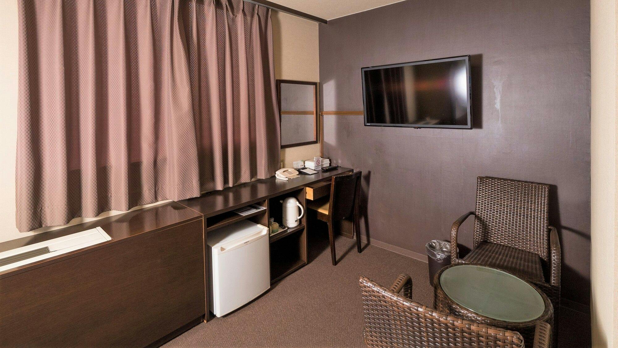 Koyama International First Hotel