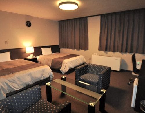 ◆客室備品一例＜全室バス・トイレ付＞