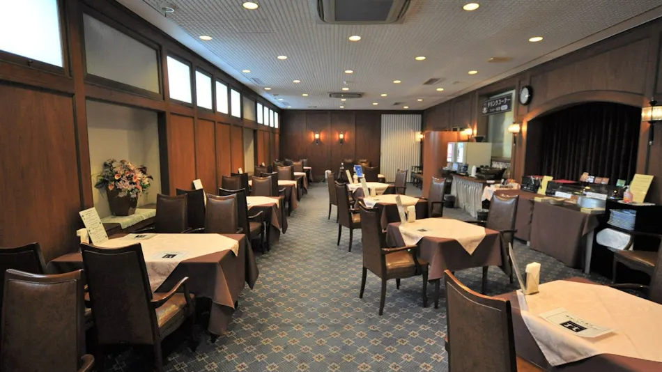 Koyama International First Hotel