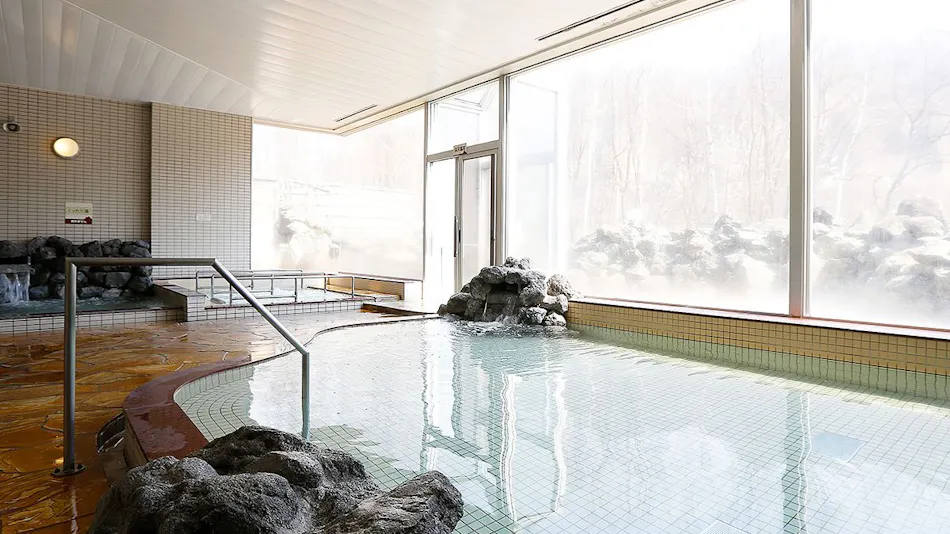 Yuyado Kuttari Onsen Lake Inn