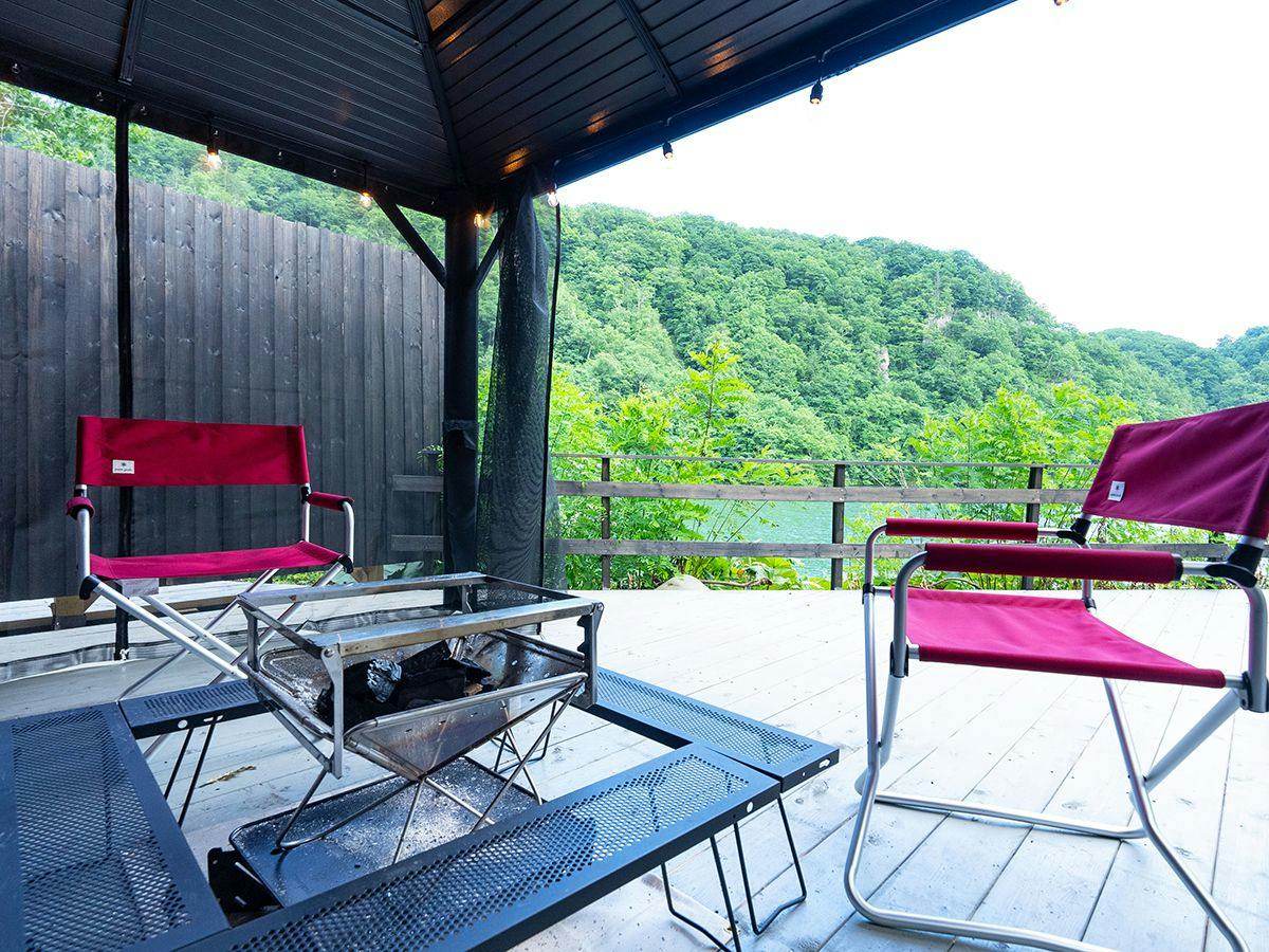 Yuyado Kuttari Onsen Lake Inn