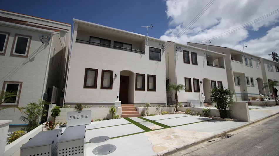 HOPE VILLA Onna Village