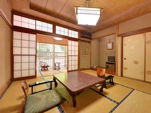 *ห้องสไตล์ญี่ปุ่น (ตัวอย่างห้องพัก)/