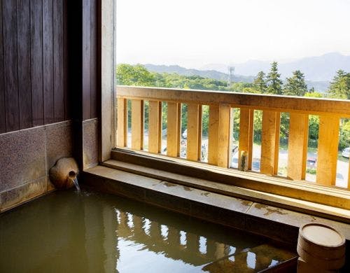 別館 鶴の居 源泉掛流し風呂