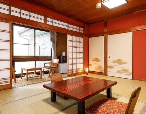 華山／客室一例