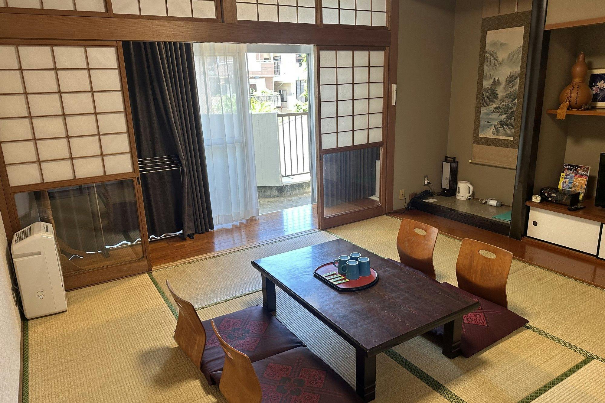 Kamar bergaya Jepang (8 tatami)