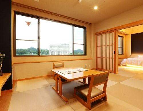 【ツインベッドルーム・シャワー付き】