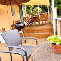 컴팩트 코티지 우드 데크