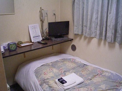 シングル洋室