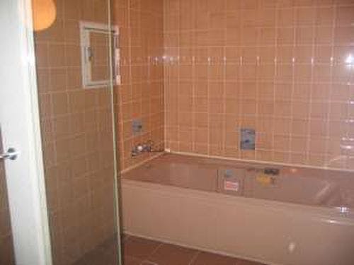 和洋室バスルーム