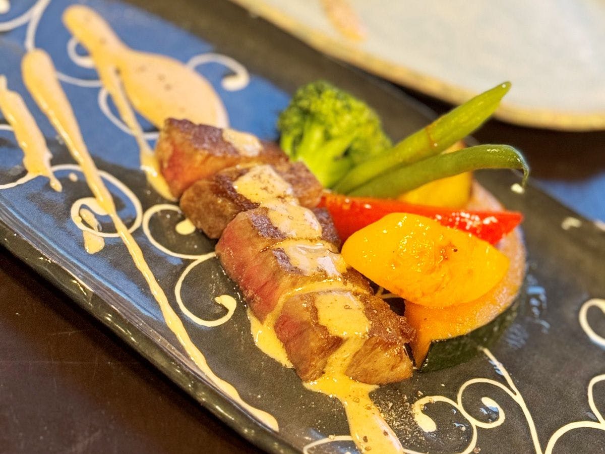 เมนูตัวอย่างที่ใช้เนื้อวัวนากาฮางิ