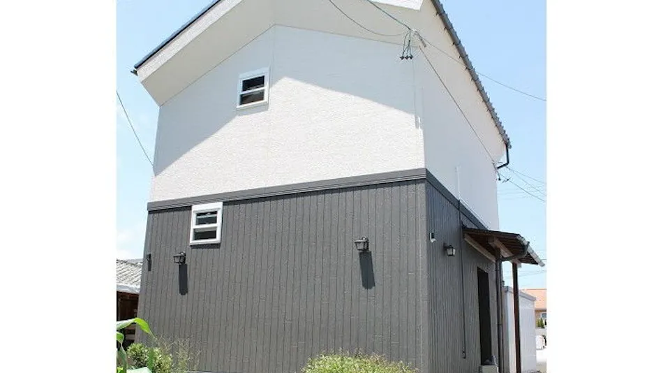 Secret Base Accommodation L-BASE