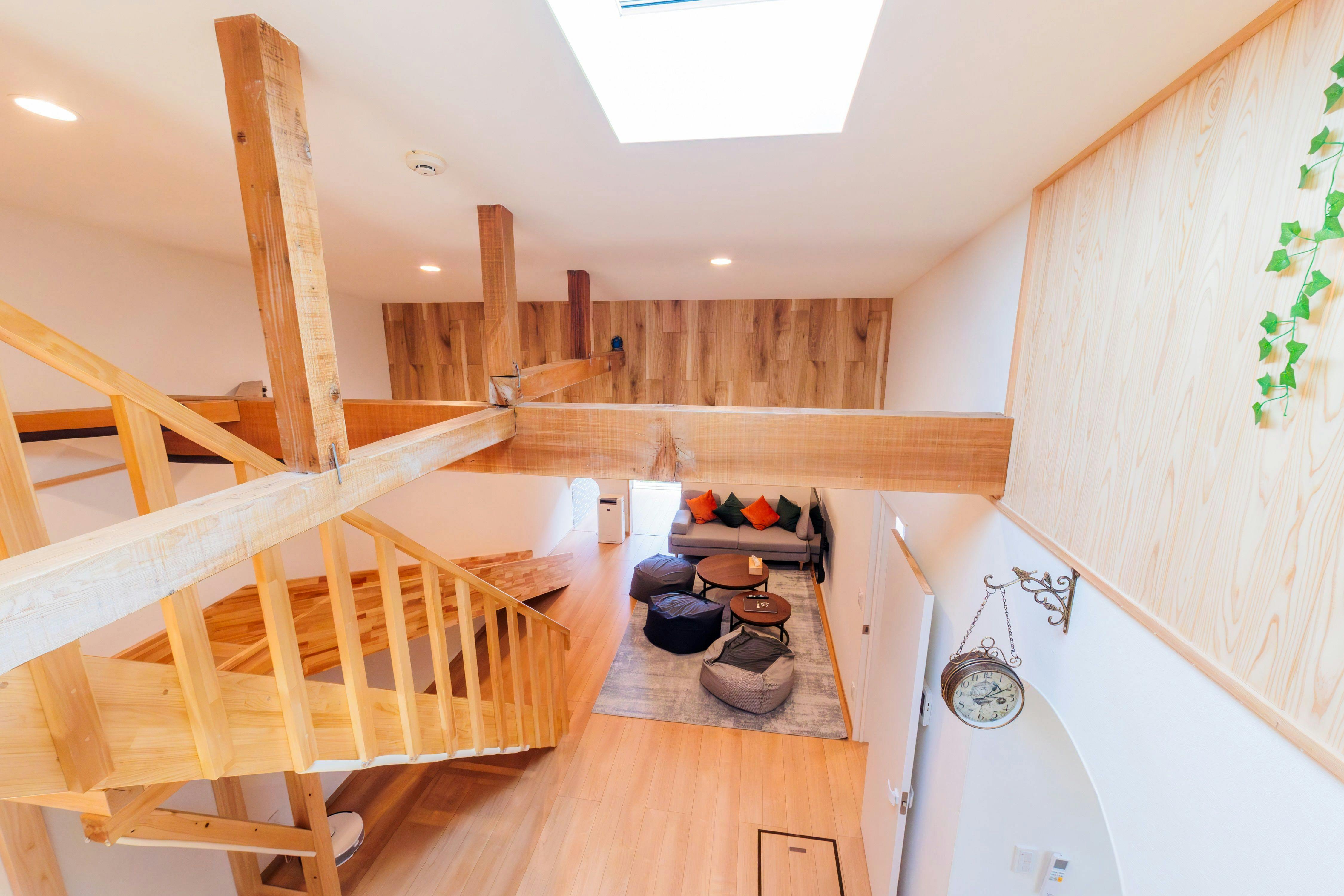 Secret Base Accommodation L-BASE