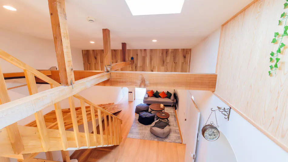 Secret Base Accommodation L-BASE