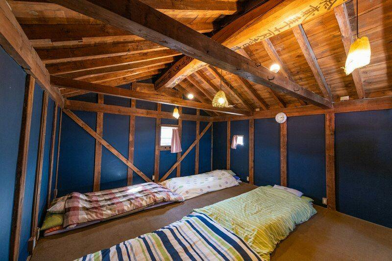Secret Base Accommodation L-BASE