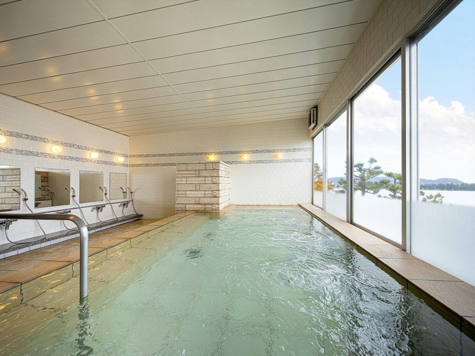 ห้องอาบน้ำสาธารณะ