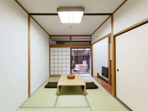 노천탕이 있는 일본식 객실 <7.5 다다미>【금연】C