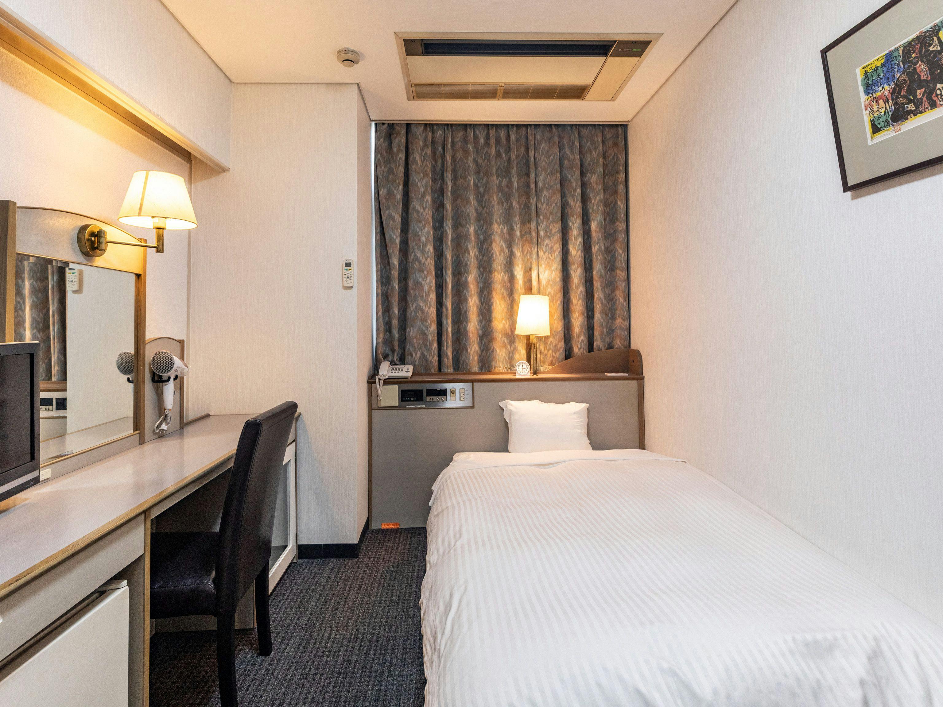 Alley Hotel Hiroshima Namiki Street