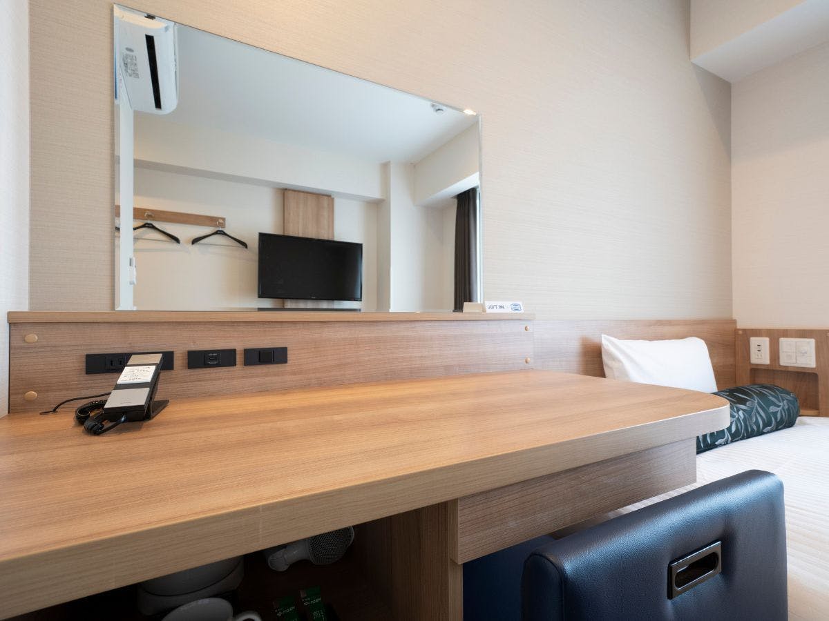 Just Inn Matsusaka Station Front