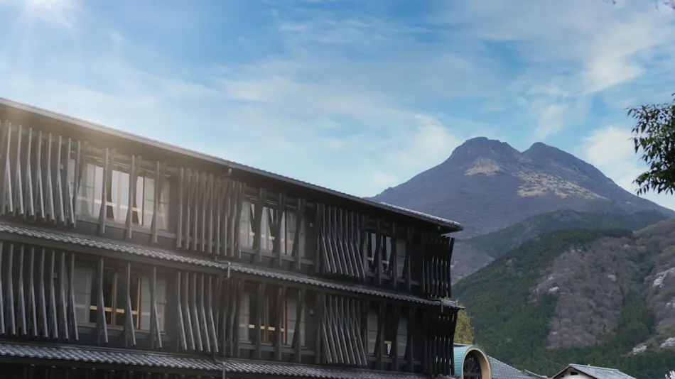 Yufuin Onsen Enokiya Ryokan