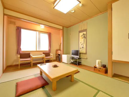 *ห้องพักสไตล์ญี่ปุ่น ขนาด 6-8 เสื่อทาทามิ (ตัวอย่างห้องพัก)