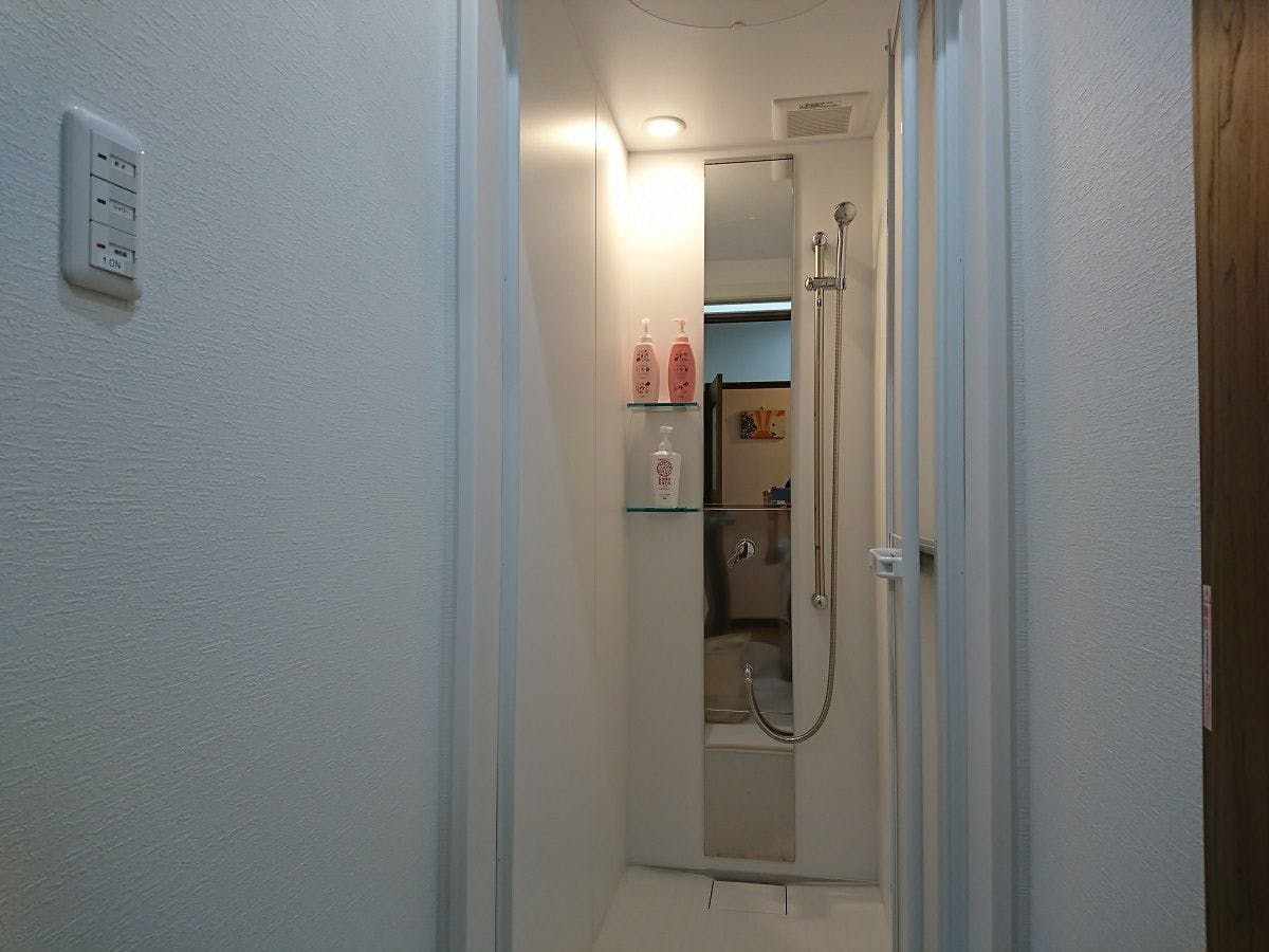 ห้องอาบน้ำฝักบัวใหม่
