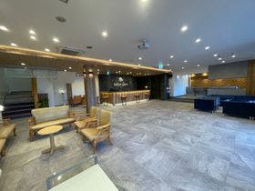 精進レークホテル
