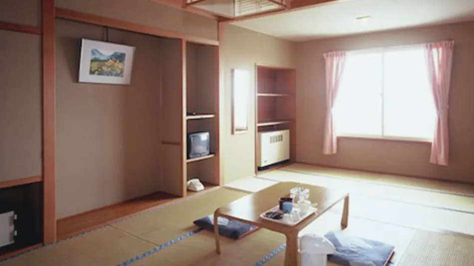 Shiga Swiss Inn