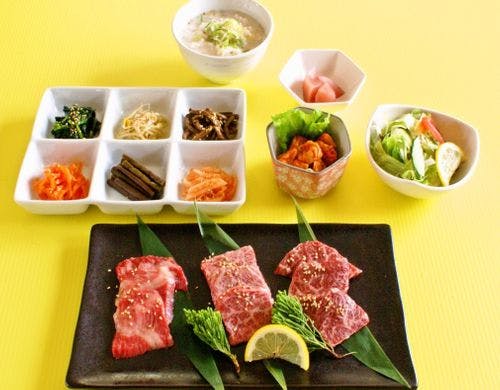 ■夕食:カルビコース(一例)