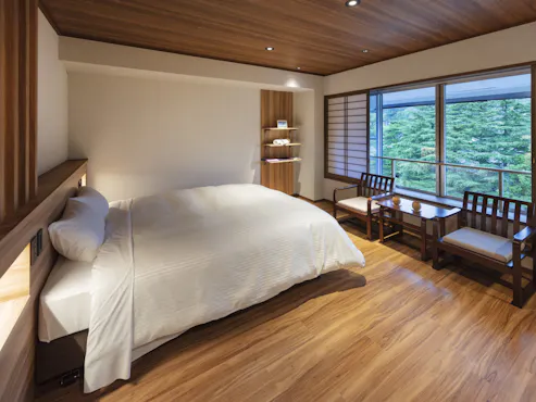 ฮิกาชิโออูกิ ดับเบิล